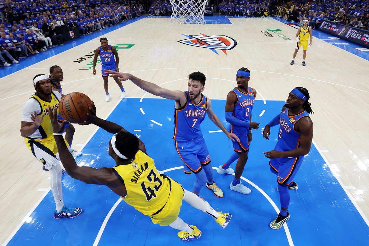 风云再起!昔日篮球传奇宣布复出参加比赛 风云再起!昔日篮球传奇宣布复出参加比赛