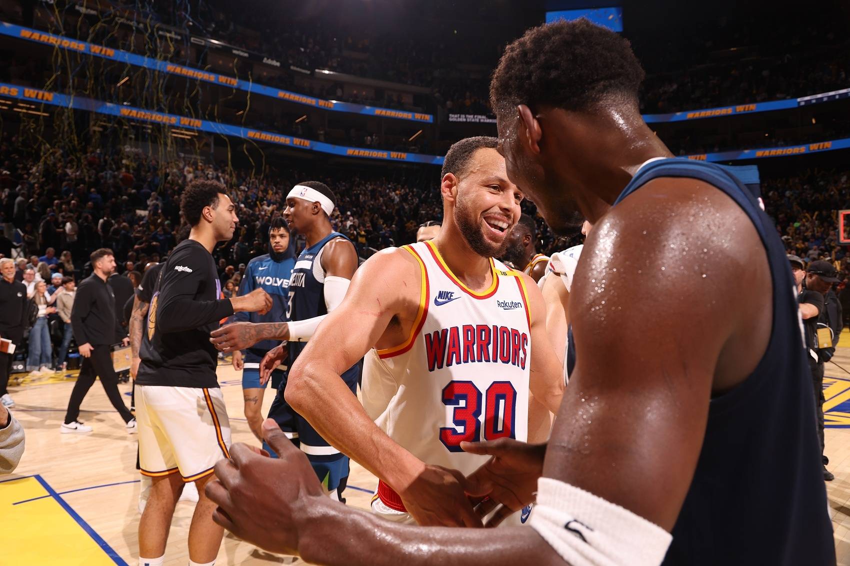 开云体育官网-NBA季后赛强强对话，谁能破局？的简单介绍