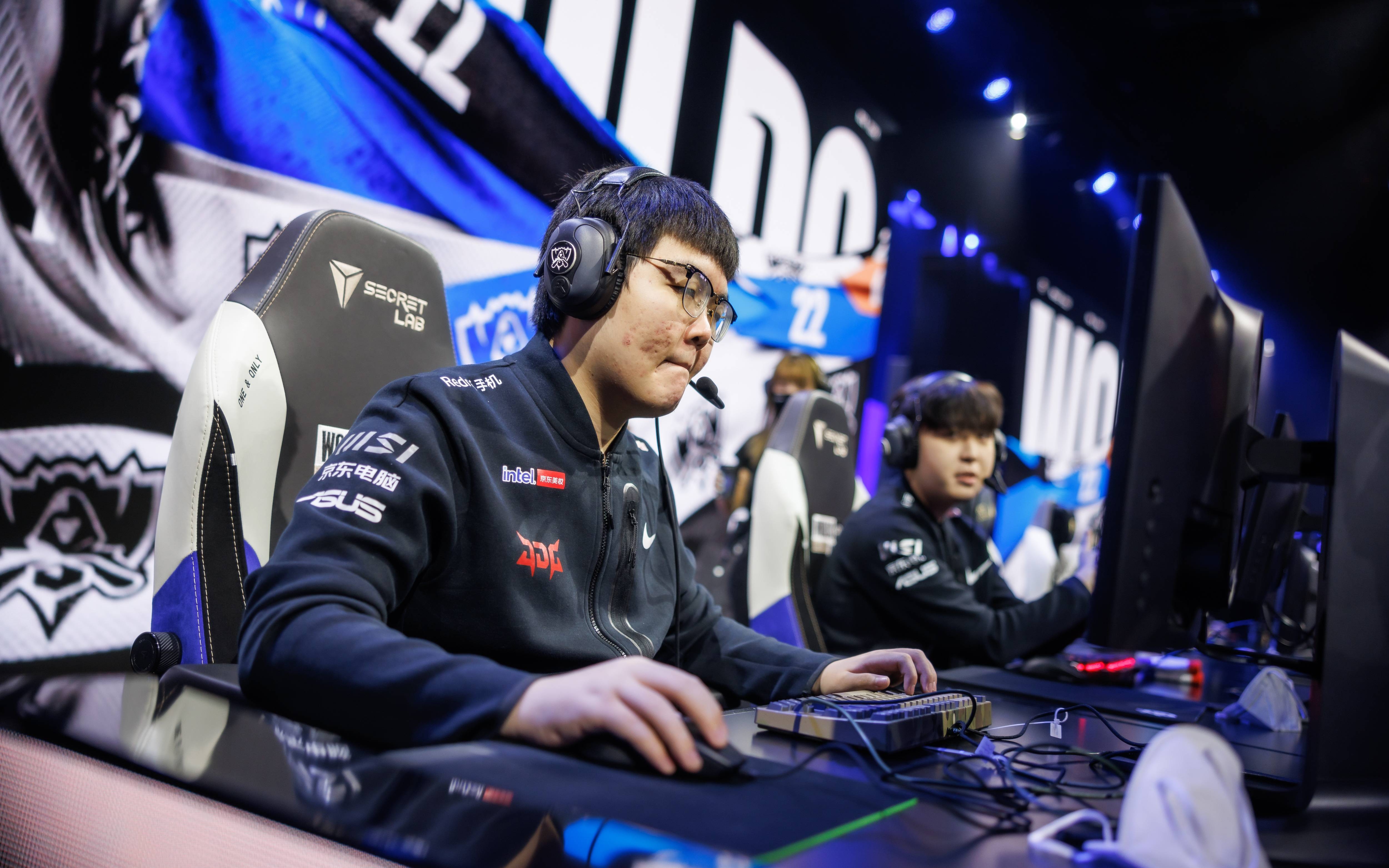 开云体育入口-DFM力克TL，369开启传奇时刻宿命之战淘汰赛，锁定晋级资格