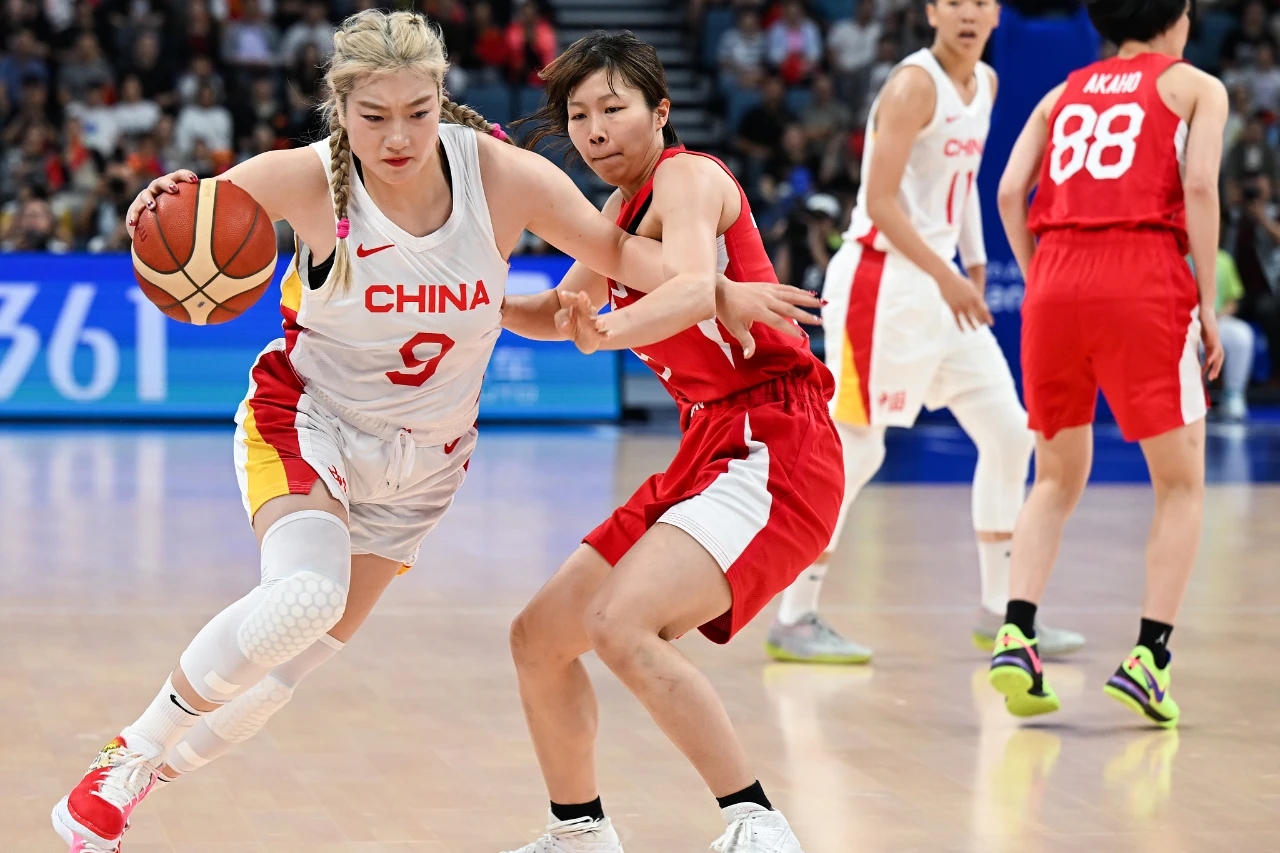 开云体育官方网站-秘鲁国家队前锋巴尔卡罗蒂在比赛中发挥出色，值得称赞