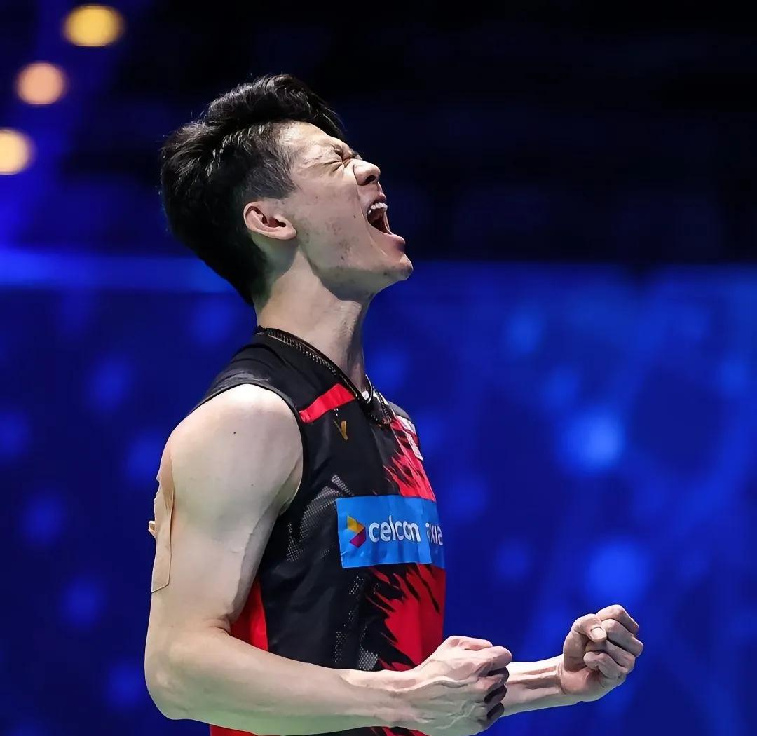 包含韩国队轻取马来西亚队，李梓嘉刷新纪录的词条