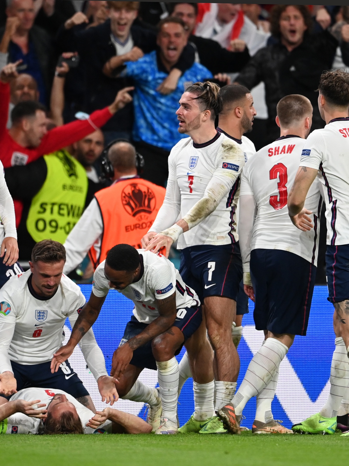 开云体育官网-英格兰队鏖战波兰队，许昕统治全场