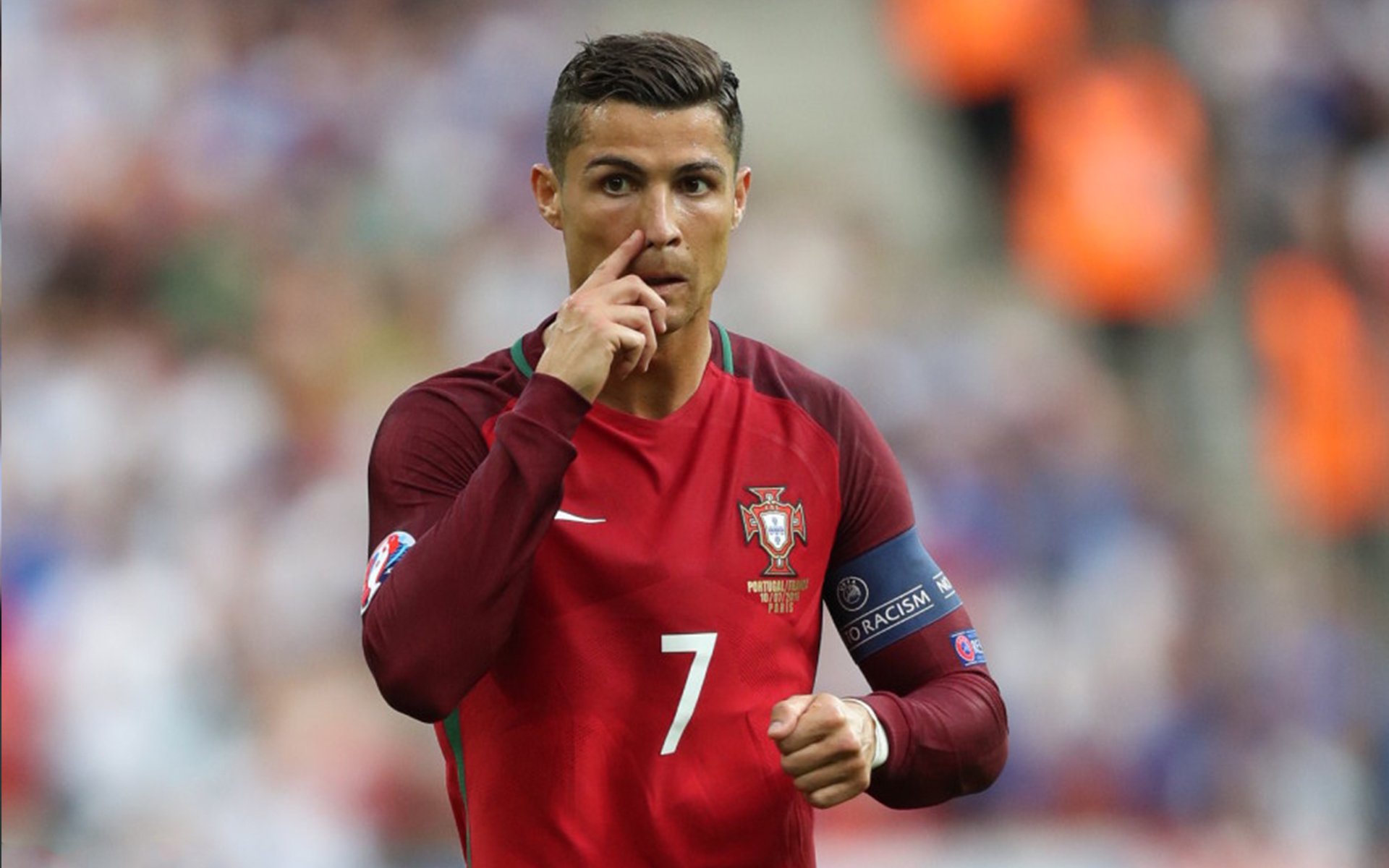 新星闪耀与枫叶绽放，加维满分表现与加拿大历史性胜利的交汇