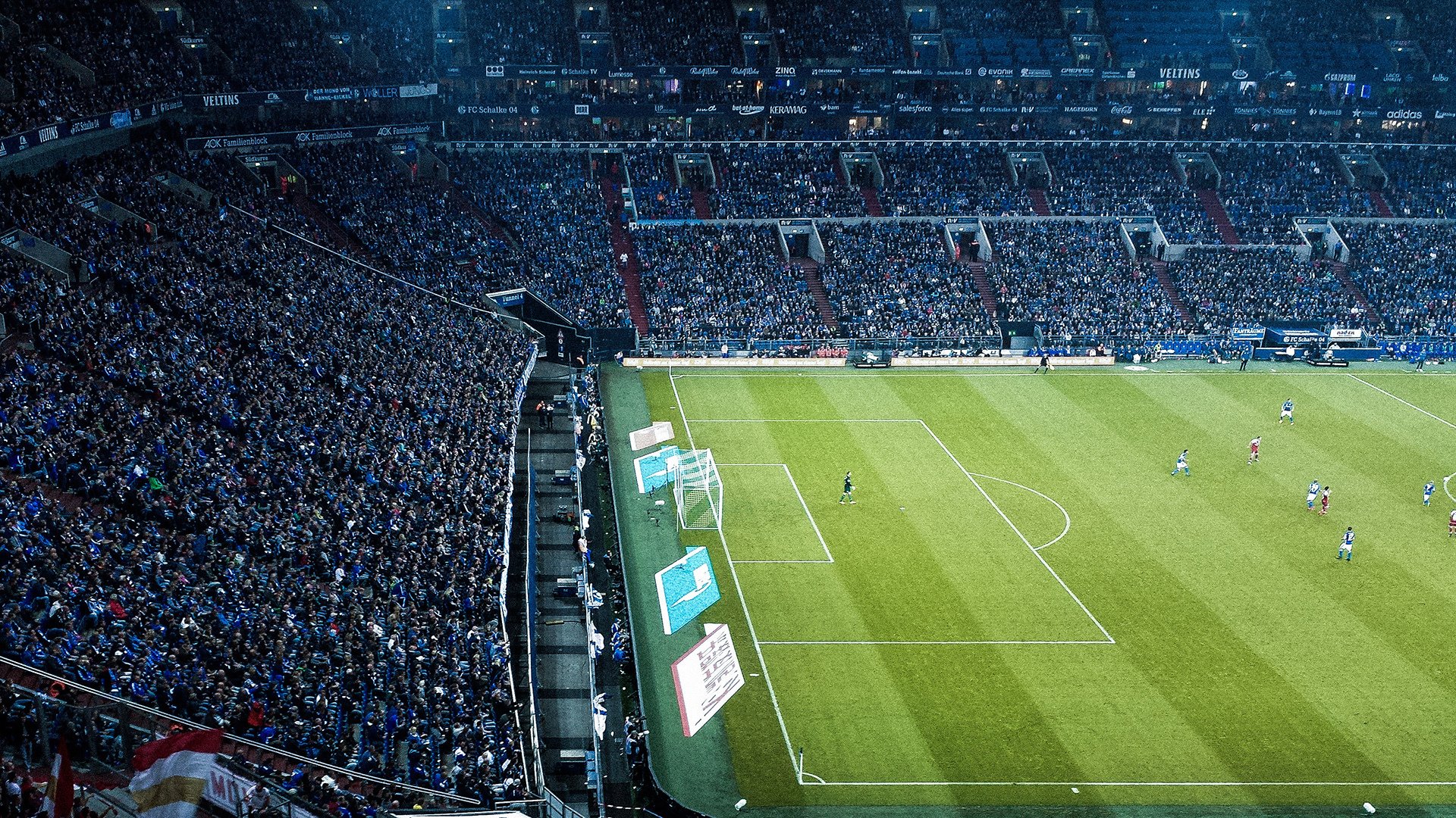 开云下载-绝杀与统治，体育的双重维度—从四川队奇迹到拉文的全场主宰